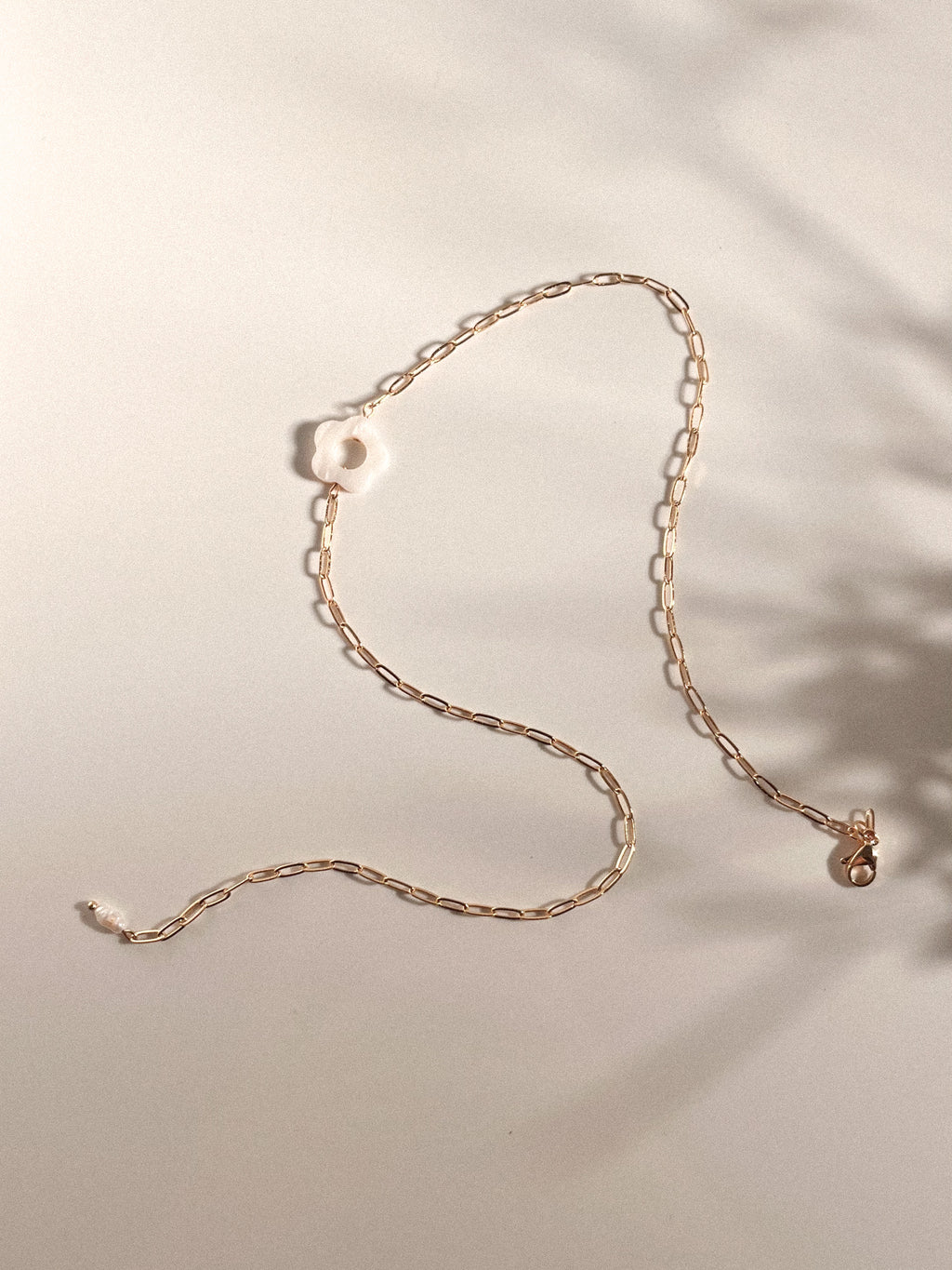 NOELLE necklace - Pearl White