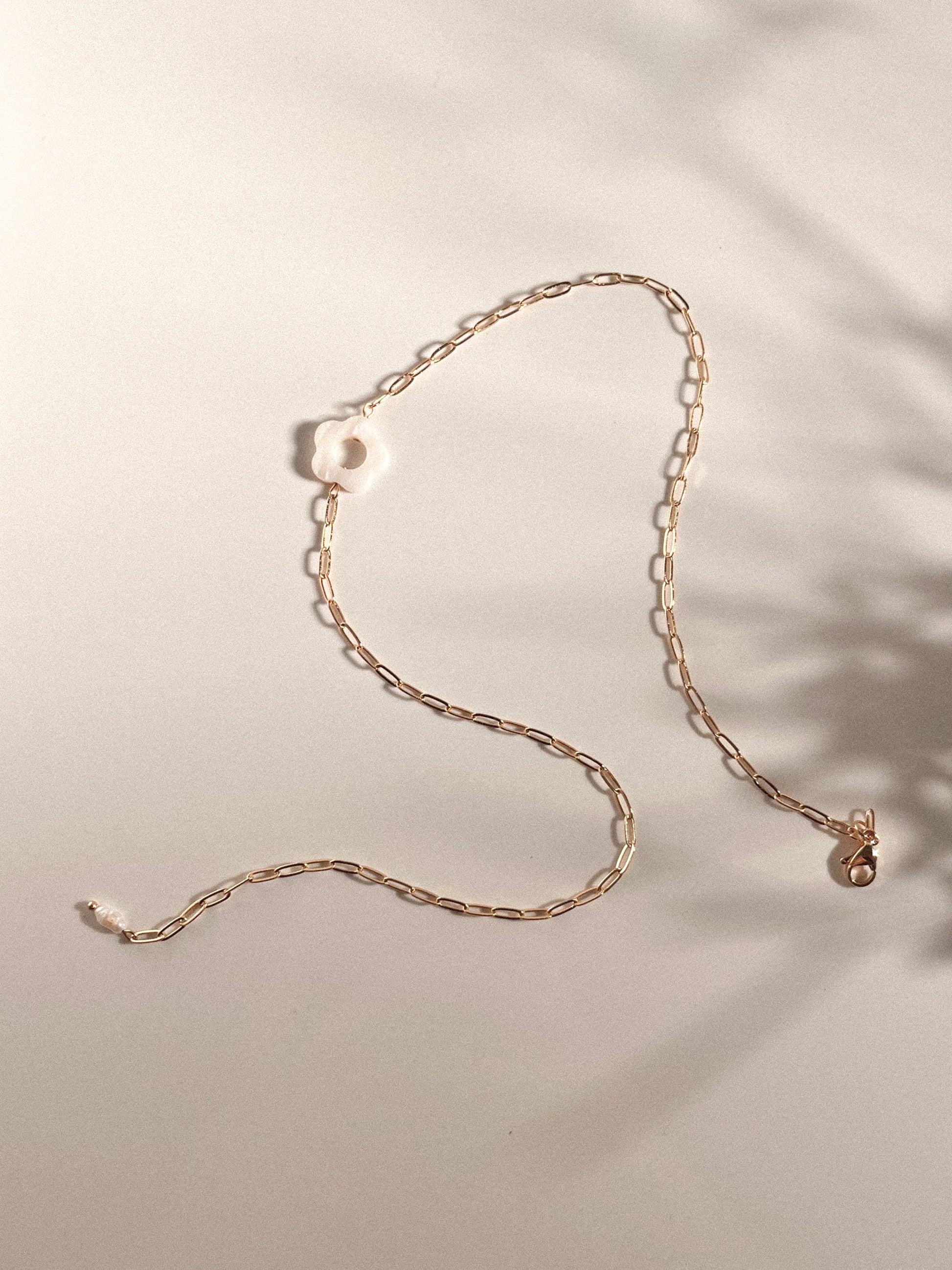 NOELLE necklace - Pearl White