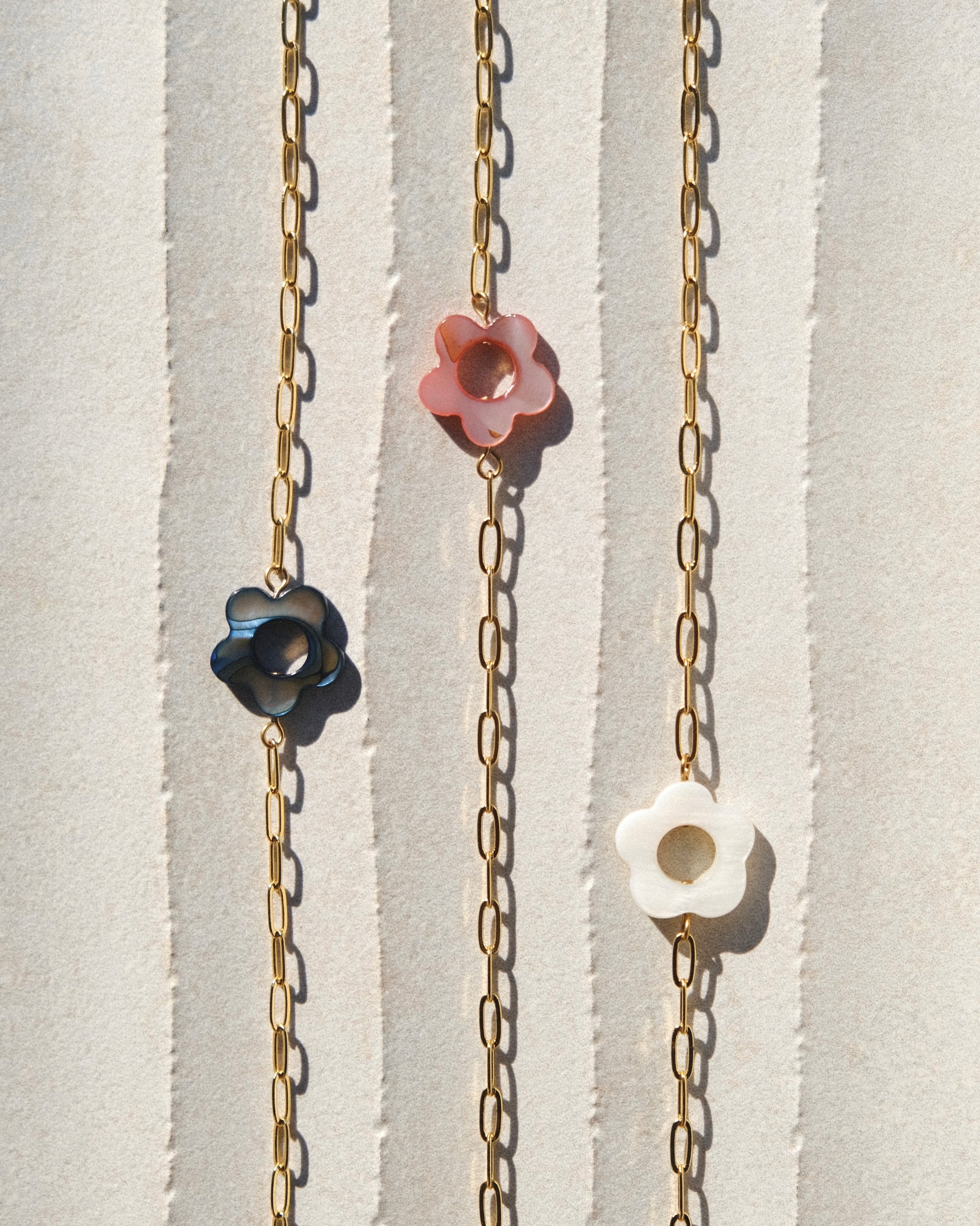NOELLE necklace - Real Pink