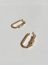 Load image into Gallery viewer, LAURENT hoop earrings