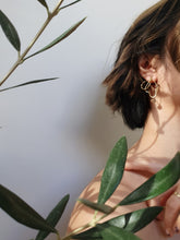Load image into Gallery viewer, RUNA earrings
