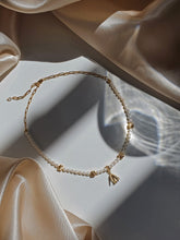 Load image into Gallery viewer, MERLARA necklace