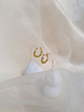 Load image into Gallery viewer, KORY hoop earrings