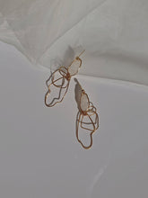 Load image into Gallery viewer, SKYE earrings - White Fog