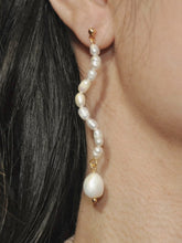 Load image into Gallery viewer, LEILANI earings