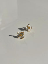 Load image into Gallery viewer, wholesale MIU studs
