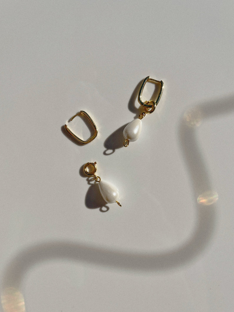 wholesale CASSIE hoop earrings