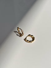 Load image into Gallery viewer, IRRA hoop earrings - Diamonte